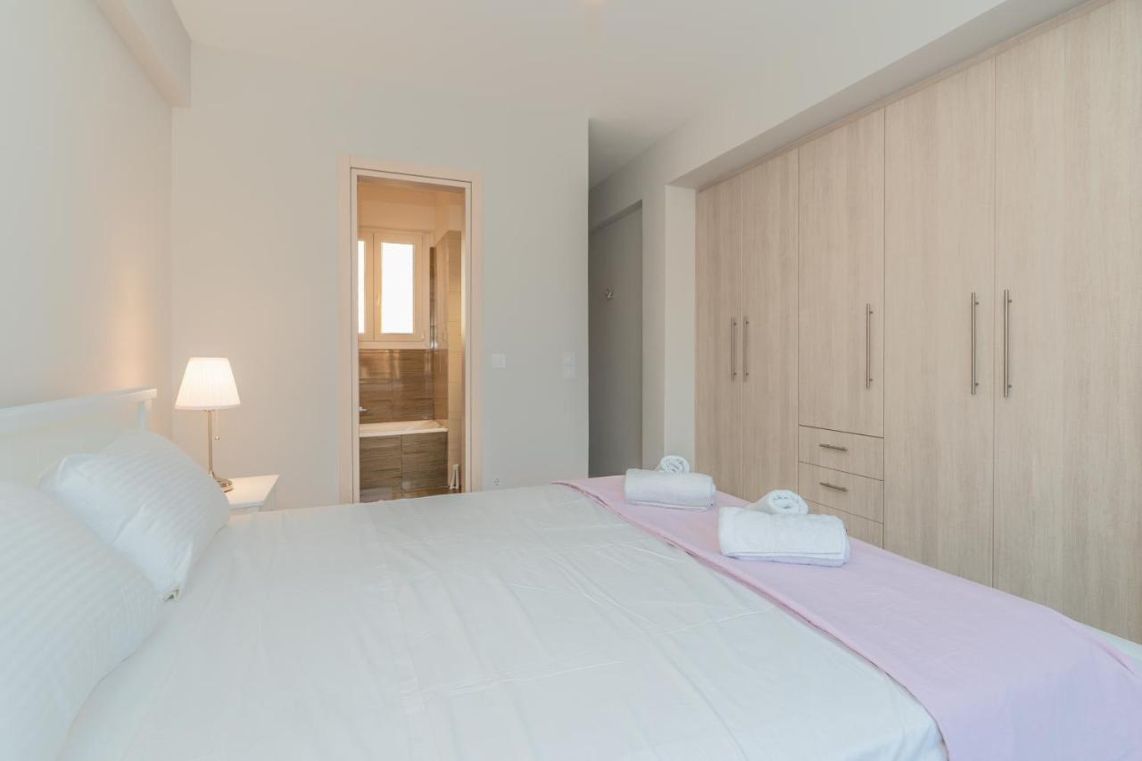 Apartament Sunny Penthouse W/ Acropolis View Next To Metro Ateny Zewnętrze zdjęcie