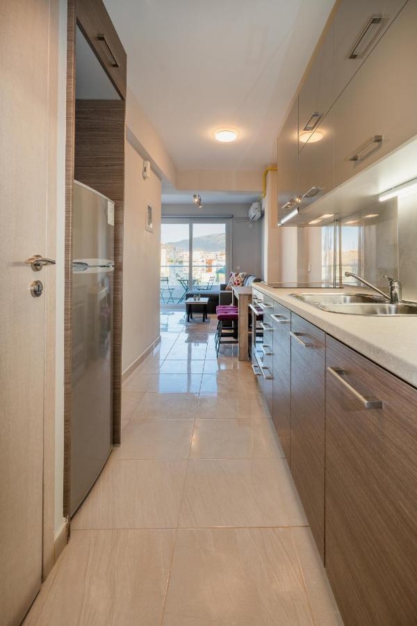 Apartament Sunny Penthouse W/ Acropolis View Next To Metro Ateny Zewnętrze zdjęcie